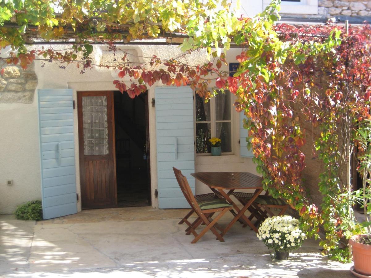 Holiday Home Trostova Kuca Pazin Eksteriør billede